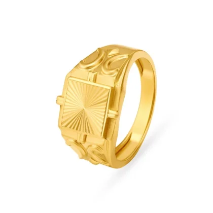 Regal Gold Band Ring